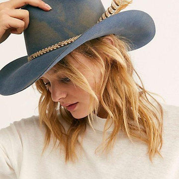 12 Easy Cowgirl Hairstyles With Hats