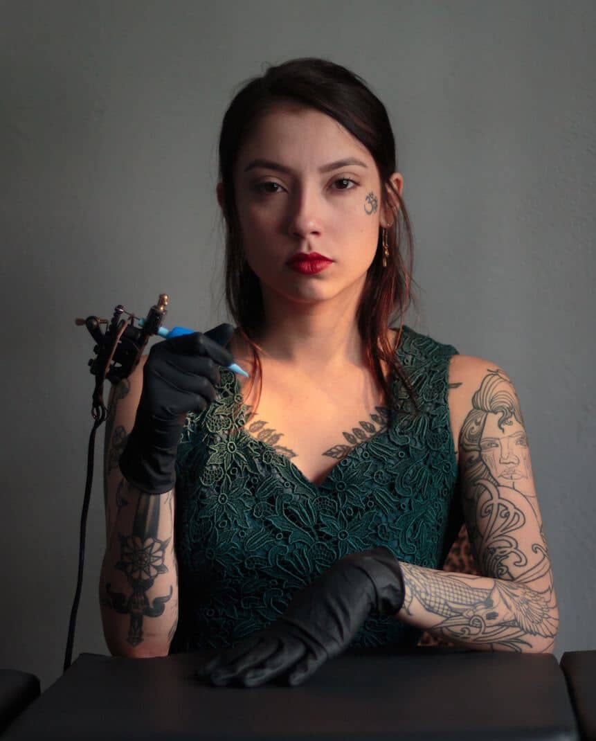 how to become a tattoo artist